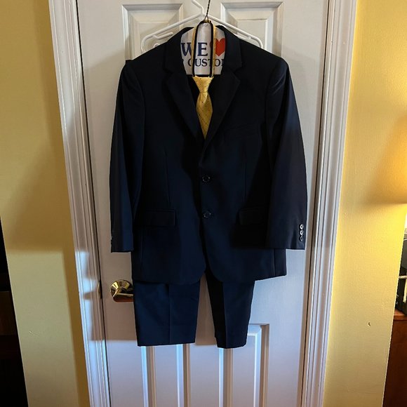 Boys David Oliver suit, size 10, 1st Communion, Dark Navy Blue - Picture 1 of 4